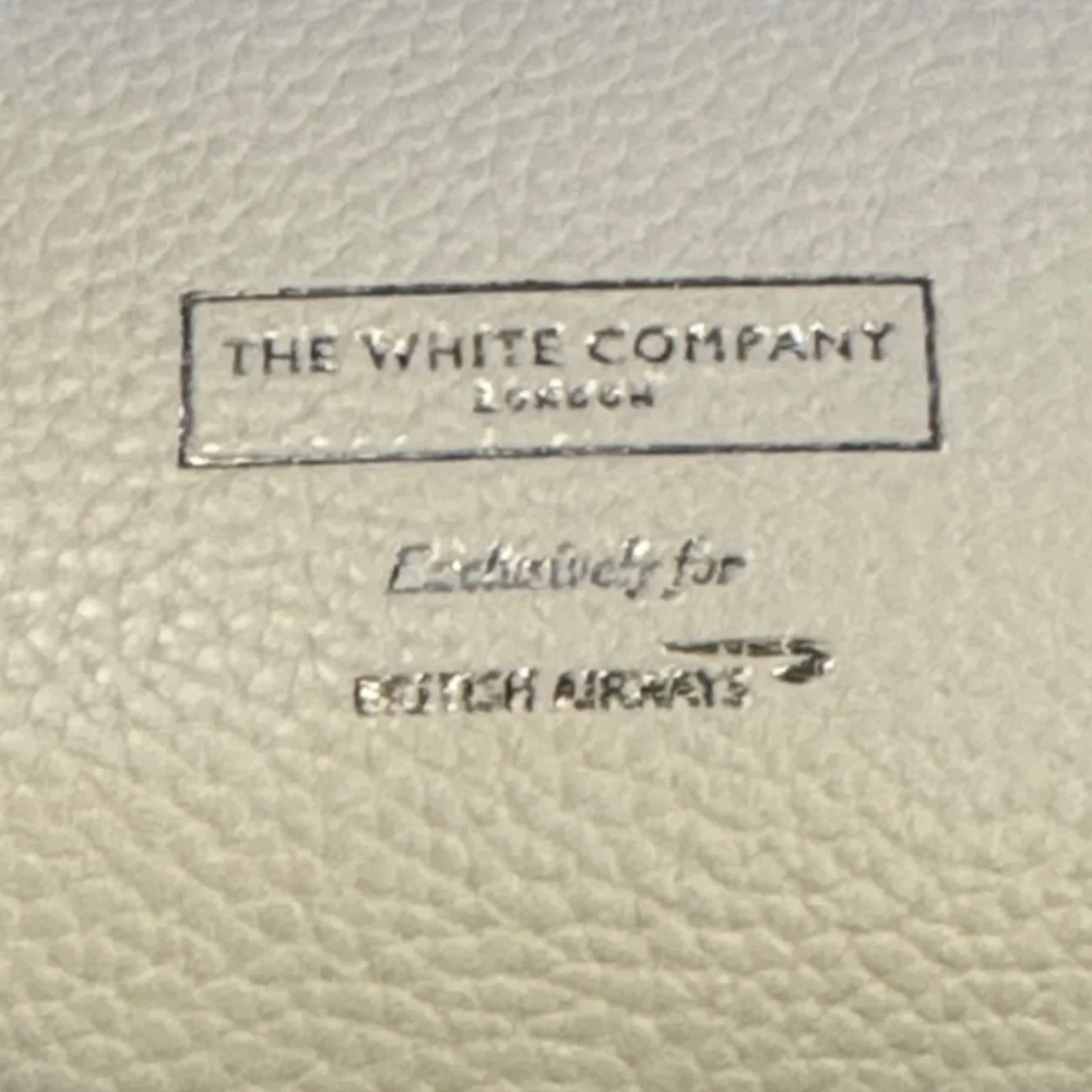 The White Company Textured White Cosmetic Bag - Picture 2 of 5